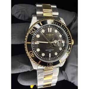Invicta Pro Diver Watch Men 43mm Black Dial Two Tone Date Bracelet Round 30023